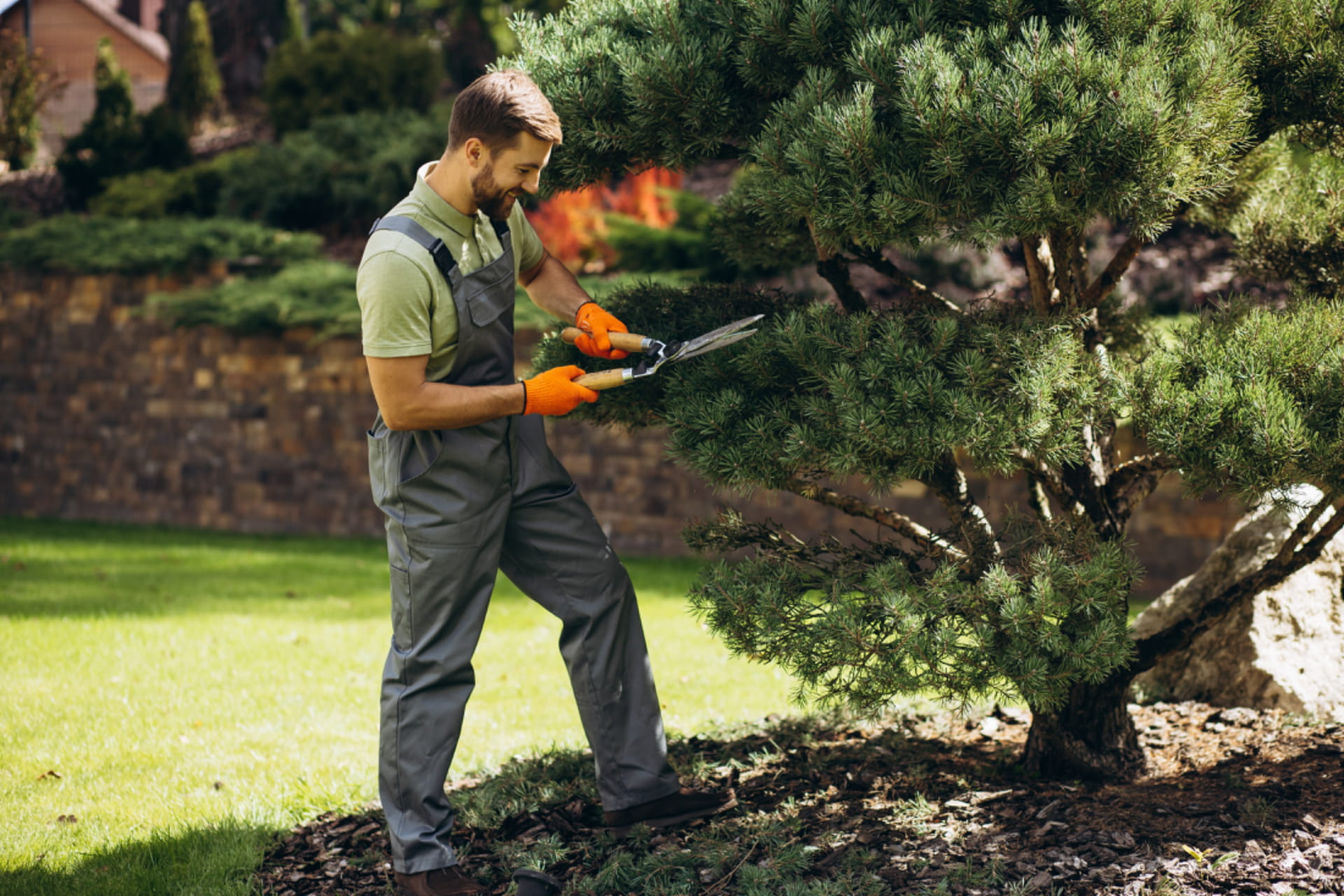 Comment trouver un jardinier à domicile?